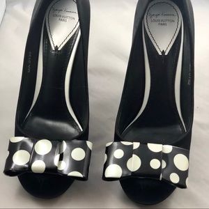 Authentic LOUIS Vuitton Kusama heels sz 38